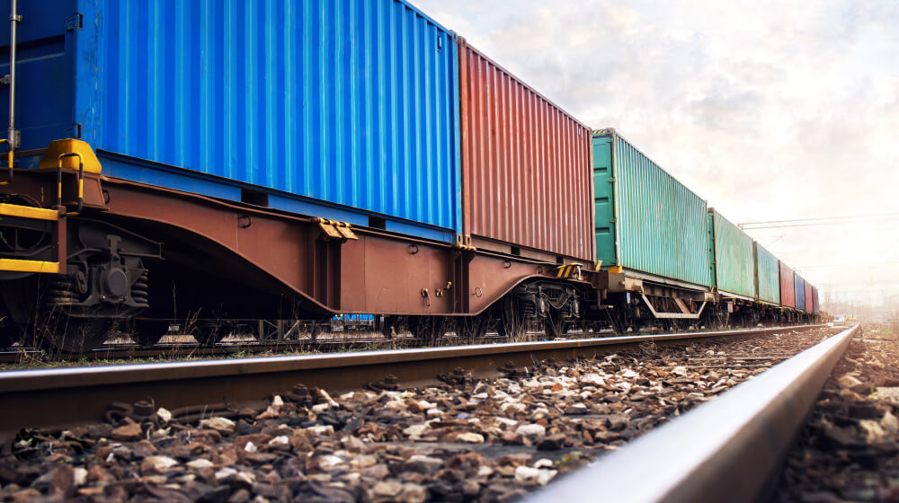 Dəmir yolu nəqliyyatı